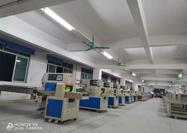 304 Stainless Steel Flow Packaging Machine For Oatmeal Bar High Performance